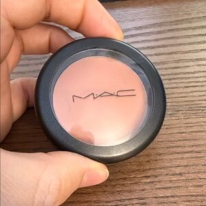 MAC Gingerly Sheertone Blush
